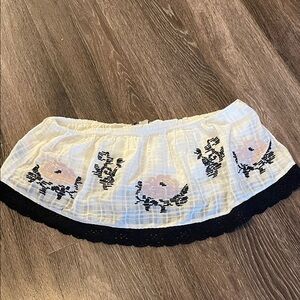 American Egal White and Black Embroidered Women's tube top